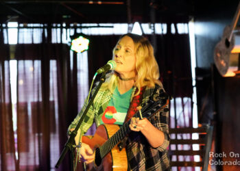 Lisa Selle at COMBO Songwriter Showcase at Oddes